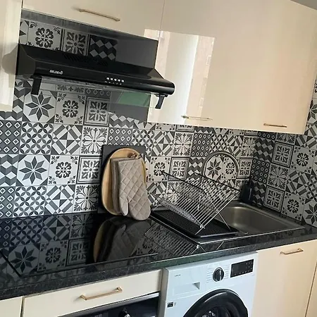 Climatise Pres Du Centre De Apartamento *